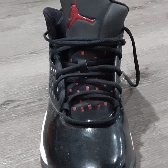 Men Jordan's - Picture 12 of 16